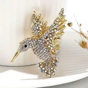 Brooch Hummingbird Rhinestone Trendy Pin Stylish Sparkle Hollywood Glam Bird Fun